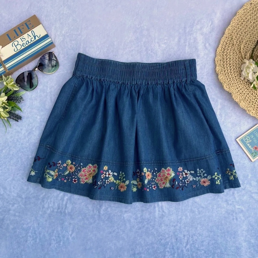 Blooms Women’s Lace Floral Print Mini Denim Skirt  Stitched  Elastic Waistband